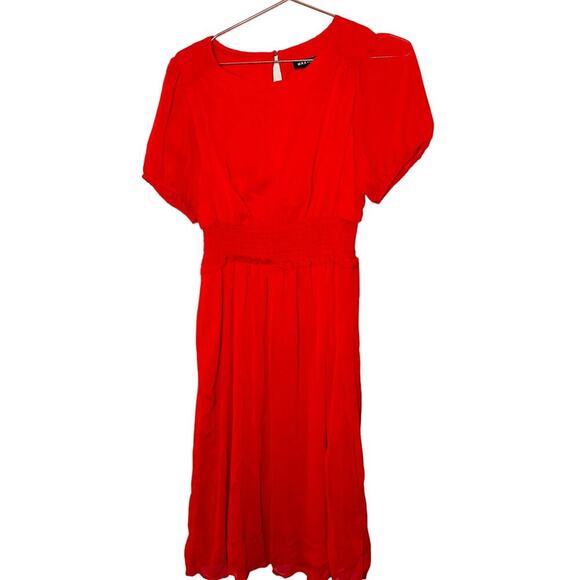 NWT Max + Ash Scarlet Red Smocked Waist Keyhole Back Midi Dress Size Medium - Picture 1 of 9